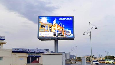 UAE Riesen Outdoor Werbung Doppelseitig LED-Bildschirm